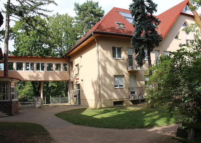 Ξενοδοχείο Wellness Szindbad 3*